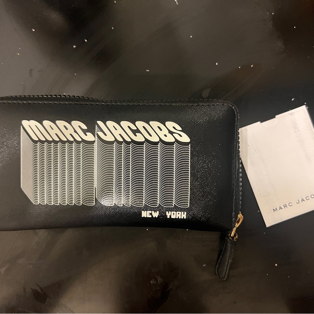 Marc Jacobs Black Wallet